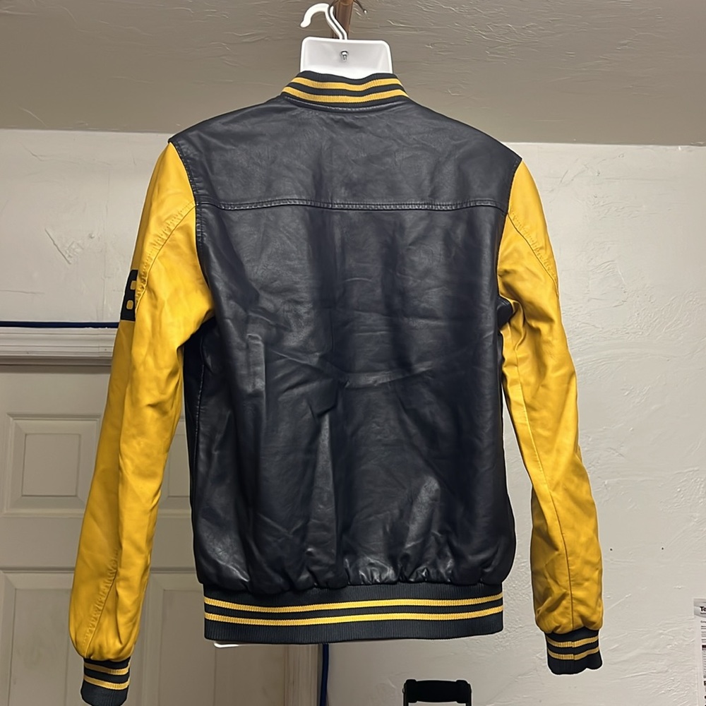 Very nice leather jacket - Picture 2 of 3